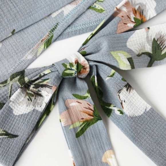 2 Pc Sexy Boho Wrap Crop Top Shorts Set NEW!! - Picture 3 of 6